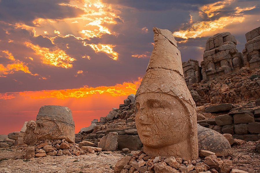 1 Day Mt.Nemrut Tour from Istanbul By Plane