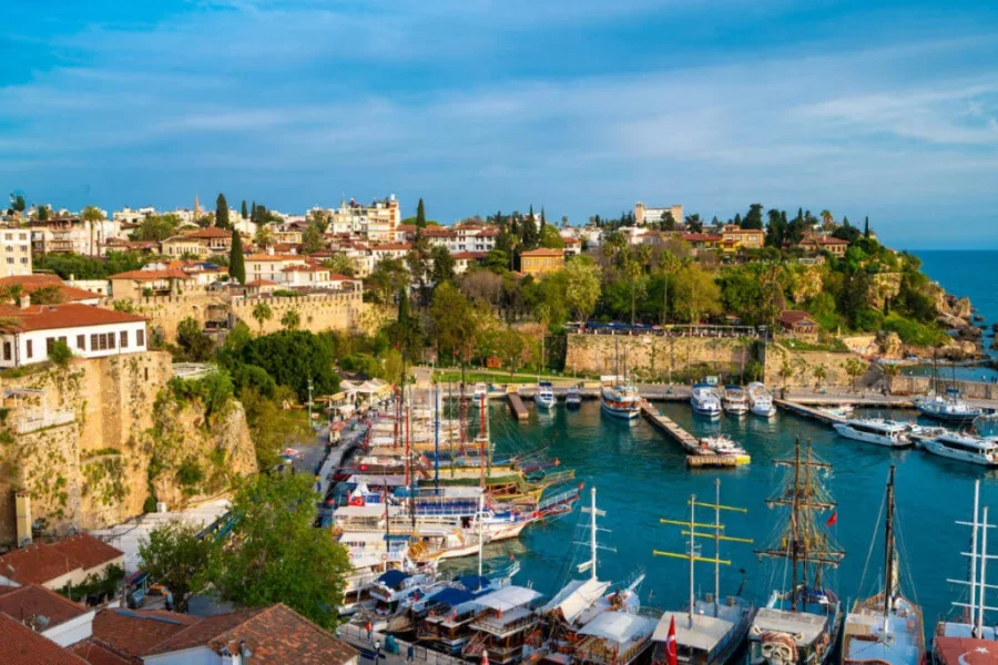 8-Day Gallipoli, Troy, Pergamon, Ephesus, Pamukkale, Antalya & Cappadocia Tour