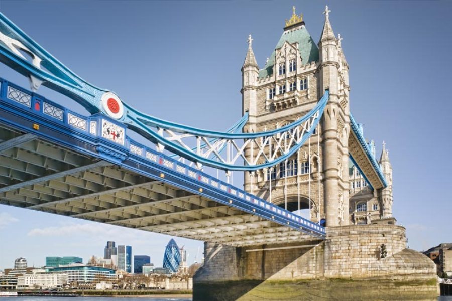 8 Day Affordable London & Paris