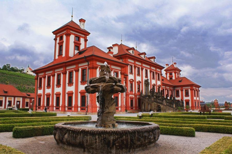 8 Day Prague & Vienna by Rail