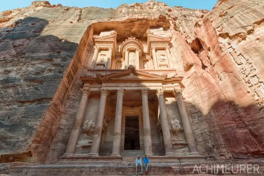 7-Day Jordan Tour: Amman, Petra, Wadi Rum, Dead Sea