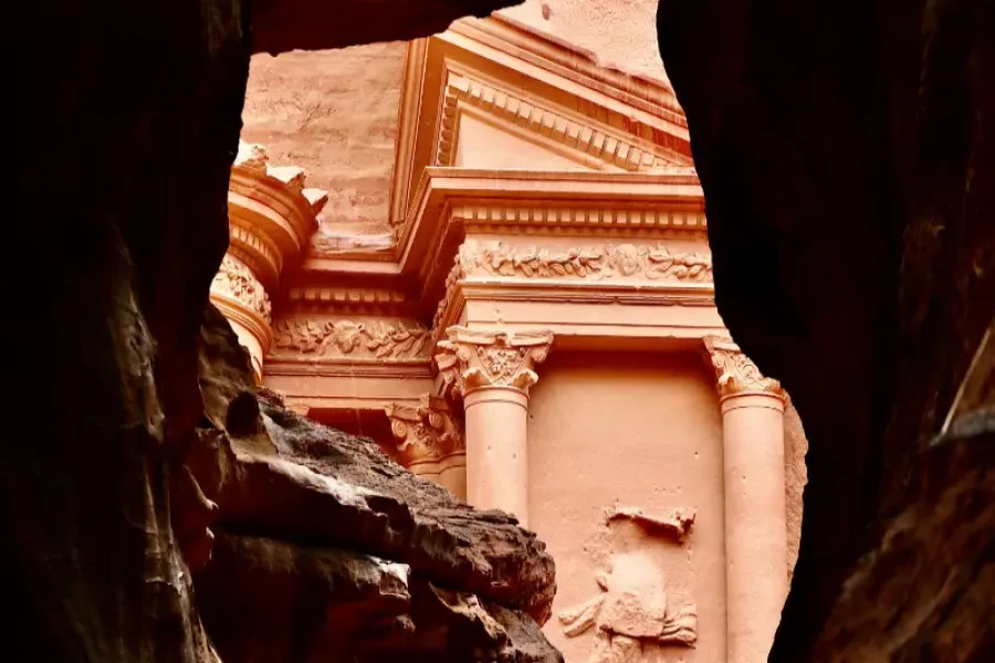 2-Day Jordan Tour: Amman to Madaba, Mt. Nebo,