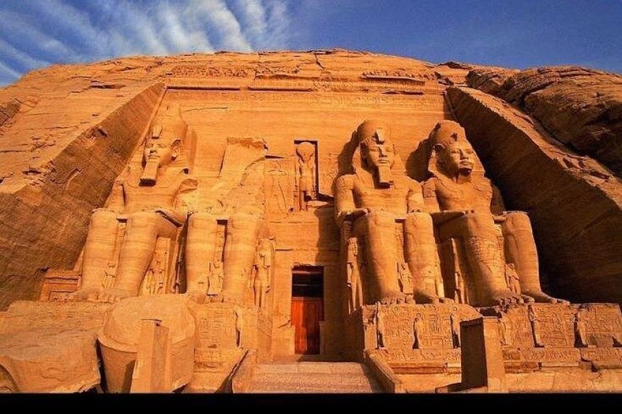 Abu Simbel Temple Day Tour from Aswan (Group Tour)