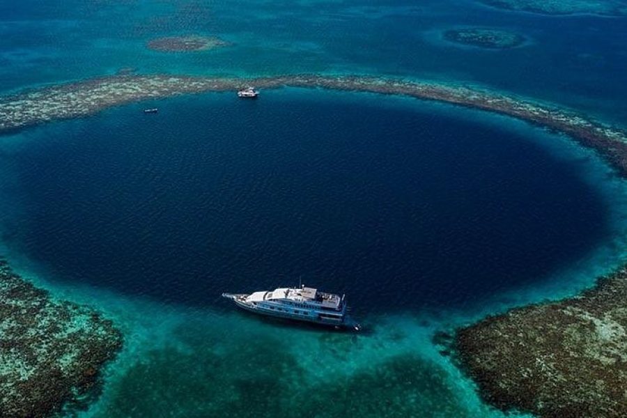 Sharm El-Sheikh: Jeep Adventure to Blue Hole, Canyon & Dahab