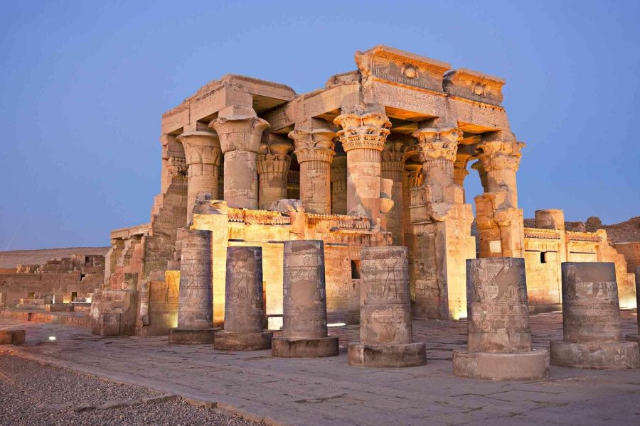 Aswan: Edfu and Kom Ombo Day Tour with Luxor Transfer